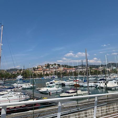 Casa Vacanze Linda La Spezia Exterior foto